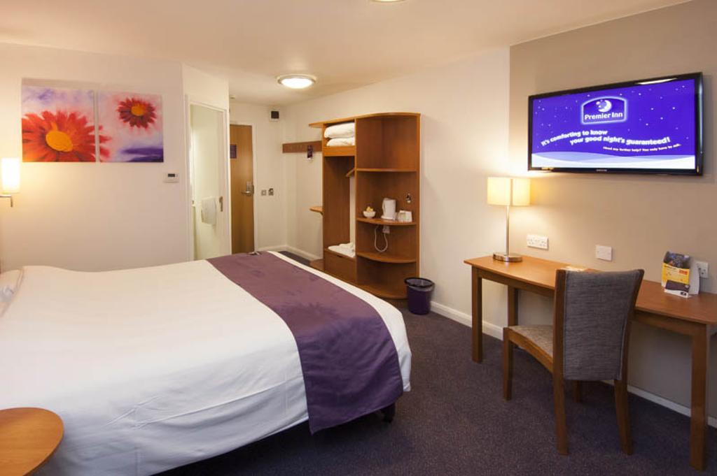 Premier Inn Newcastle Airport South Woolsington エクステリア 写真